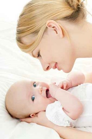 Femme et bébé Femme et bébé